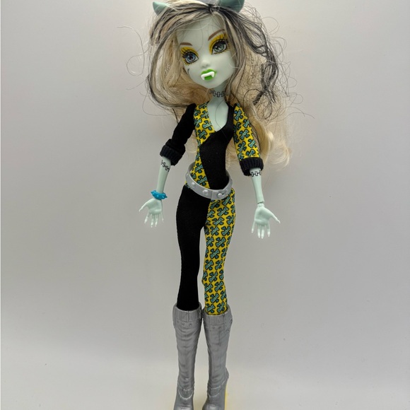 Monster High Frankie stein freaky doll - Picture 1 of 7